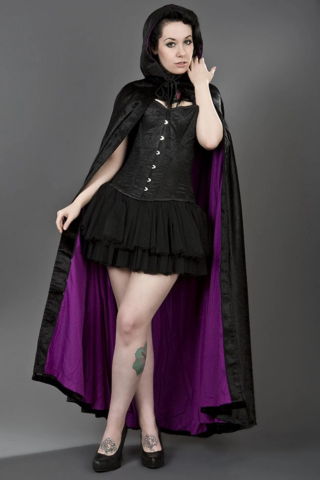 Gothic hooded cape in black velvet and purple satin lining | Color :Purple (0)